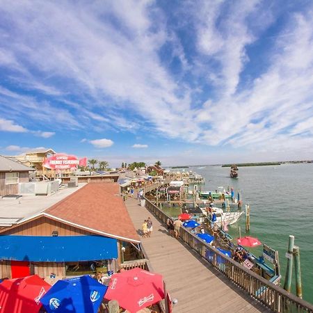 201 Sandy Shores Condos St. Pete Beach Exterior foto