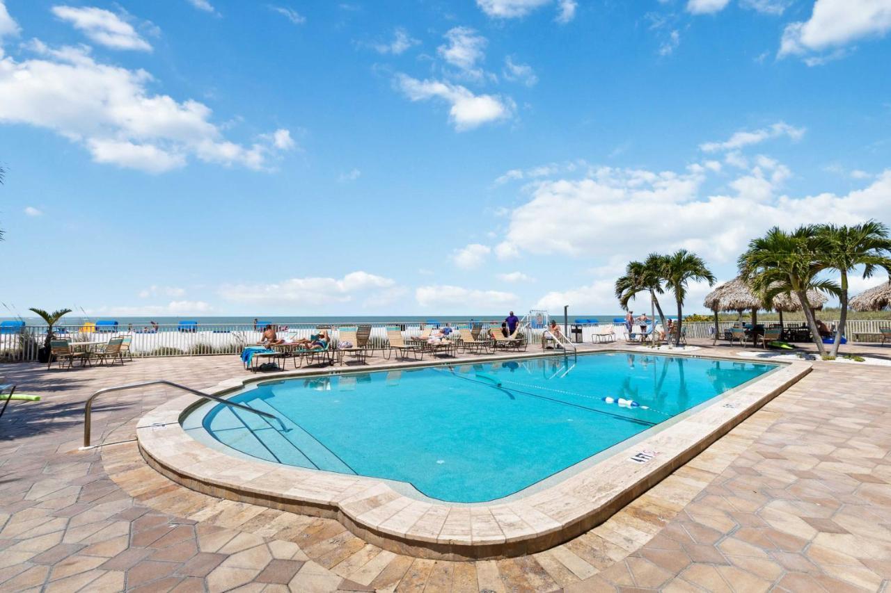201 Sandy Shores Condos St. Pete Beach Exterior foto