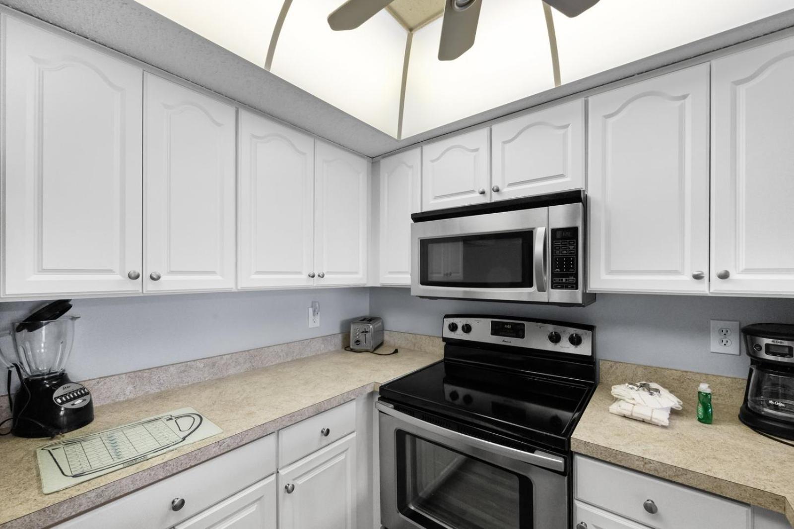 201 Sandy Shores Condos St. Pete Beach Exterior foto