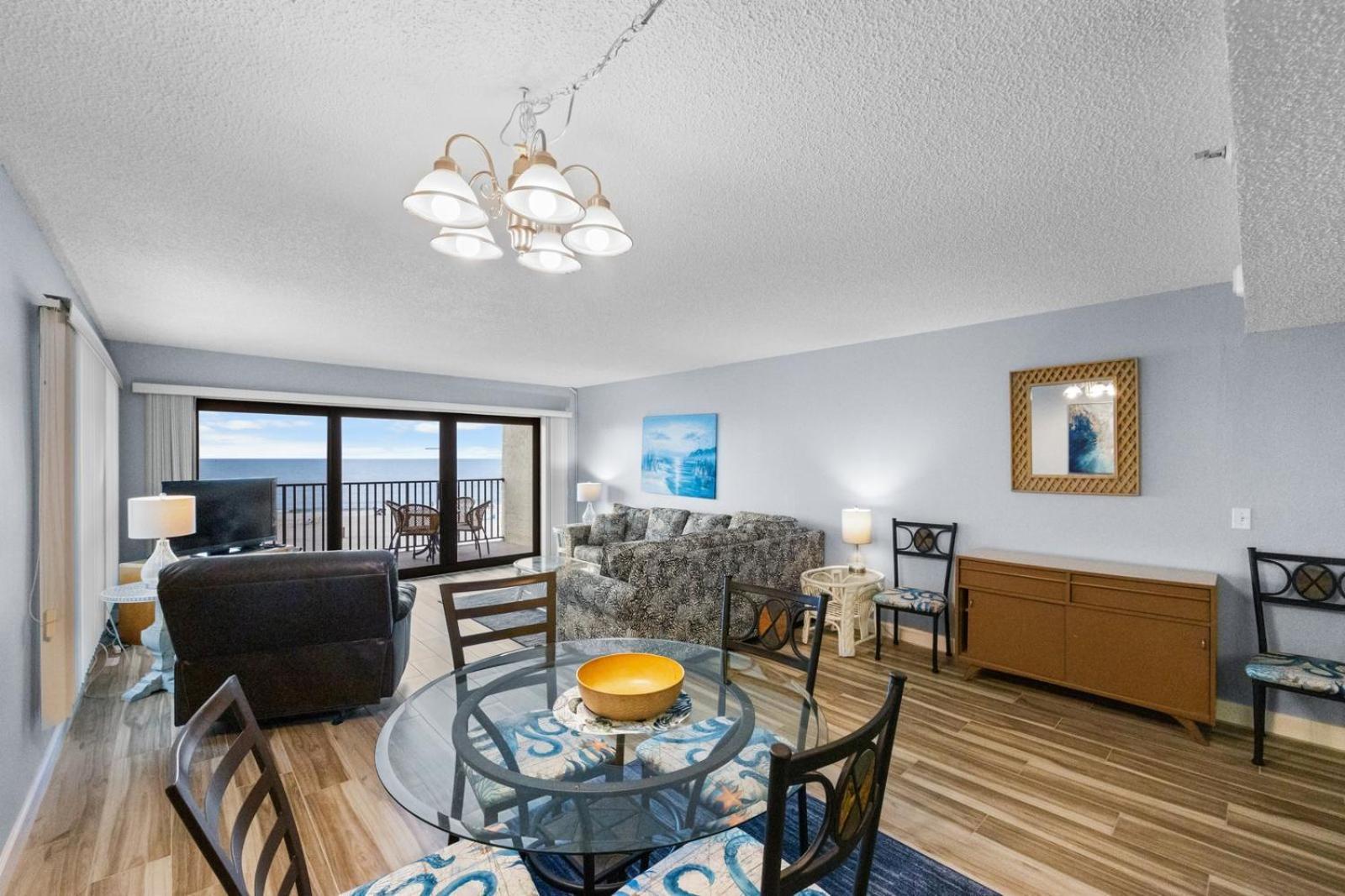 201 Sandy Shores Condos St. Pete Beach Exterior foto