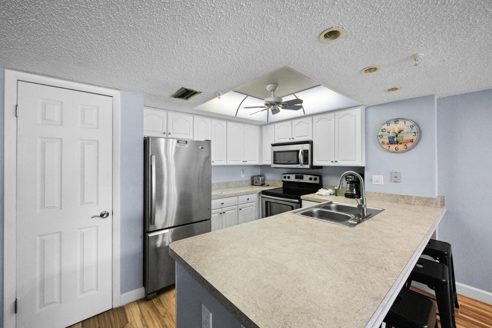 201 Sandy Shores Condos St. Pete Beach Exterior foto