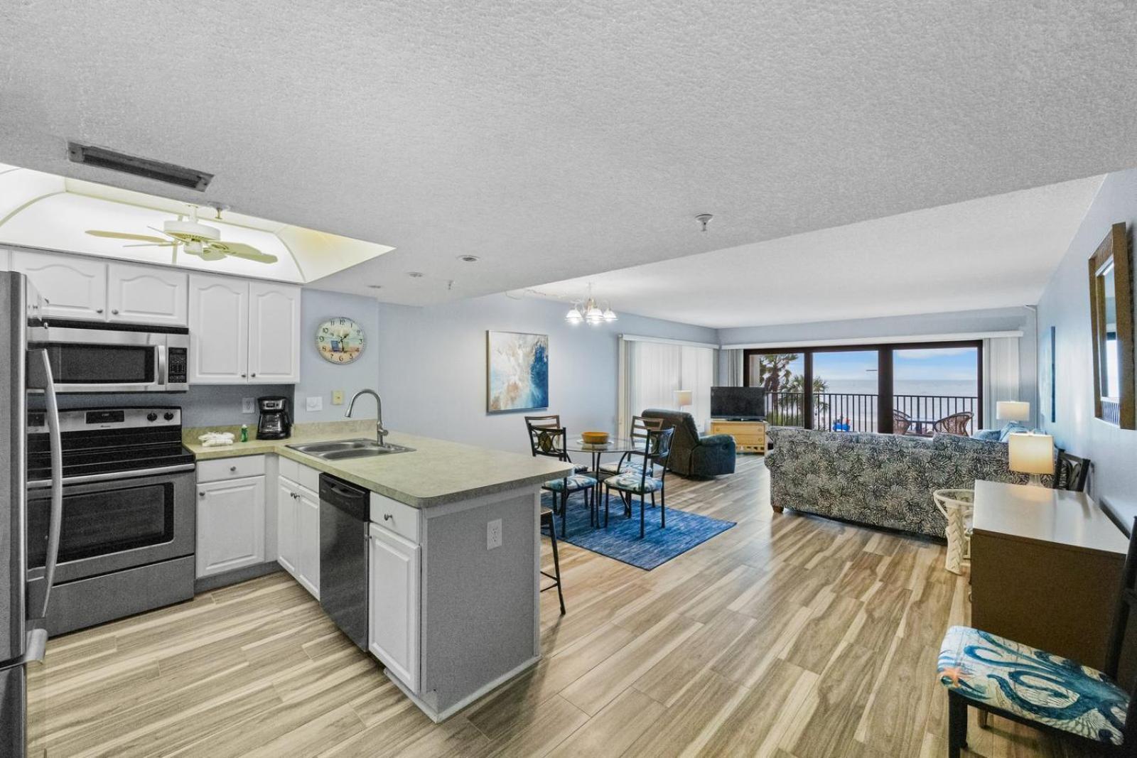 201 Sandy Shores Condos St. Pete Beach Exterior foto