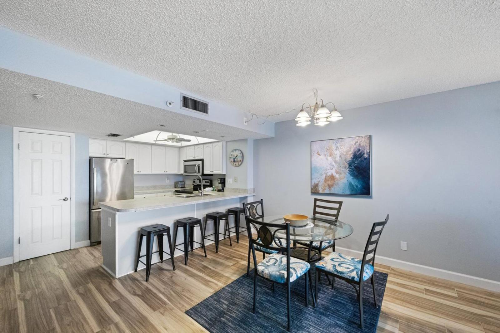 201 Sandy Shores Condos St. Pete Beach Exterior foto