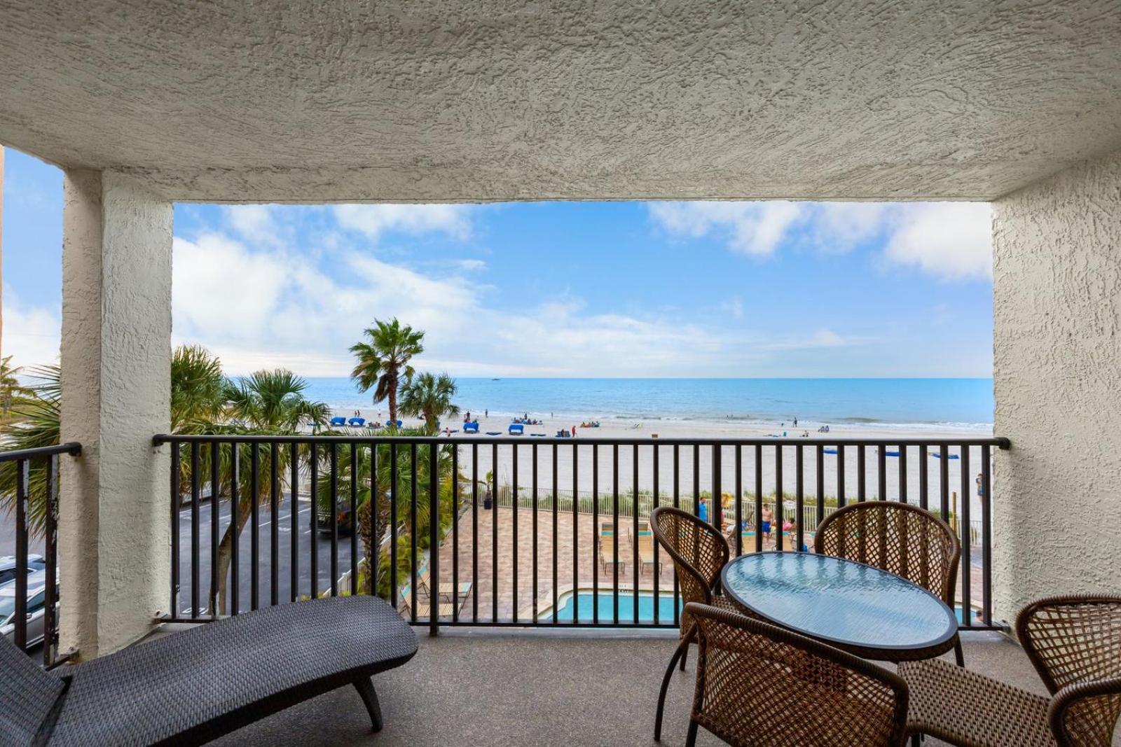 201 Sandy Shores Condos St. Pete Beach Exterior foto
